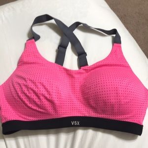 Sports bra